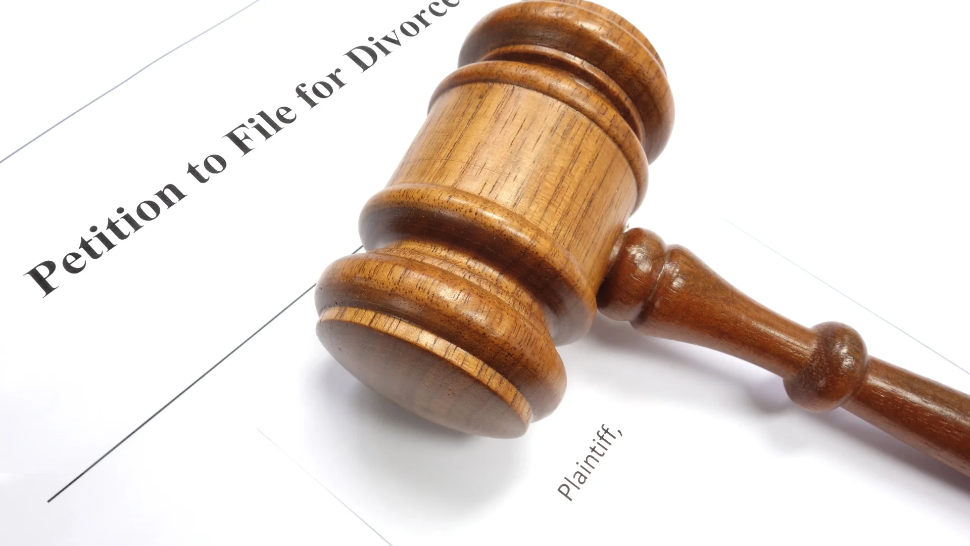 Memurlarda Göreve İade Davası ve Yürütmenin Durdurulması